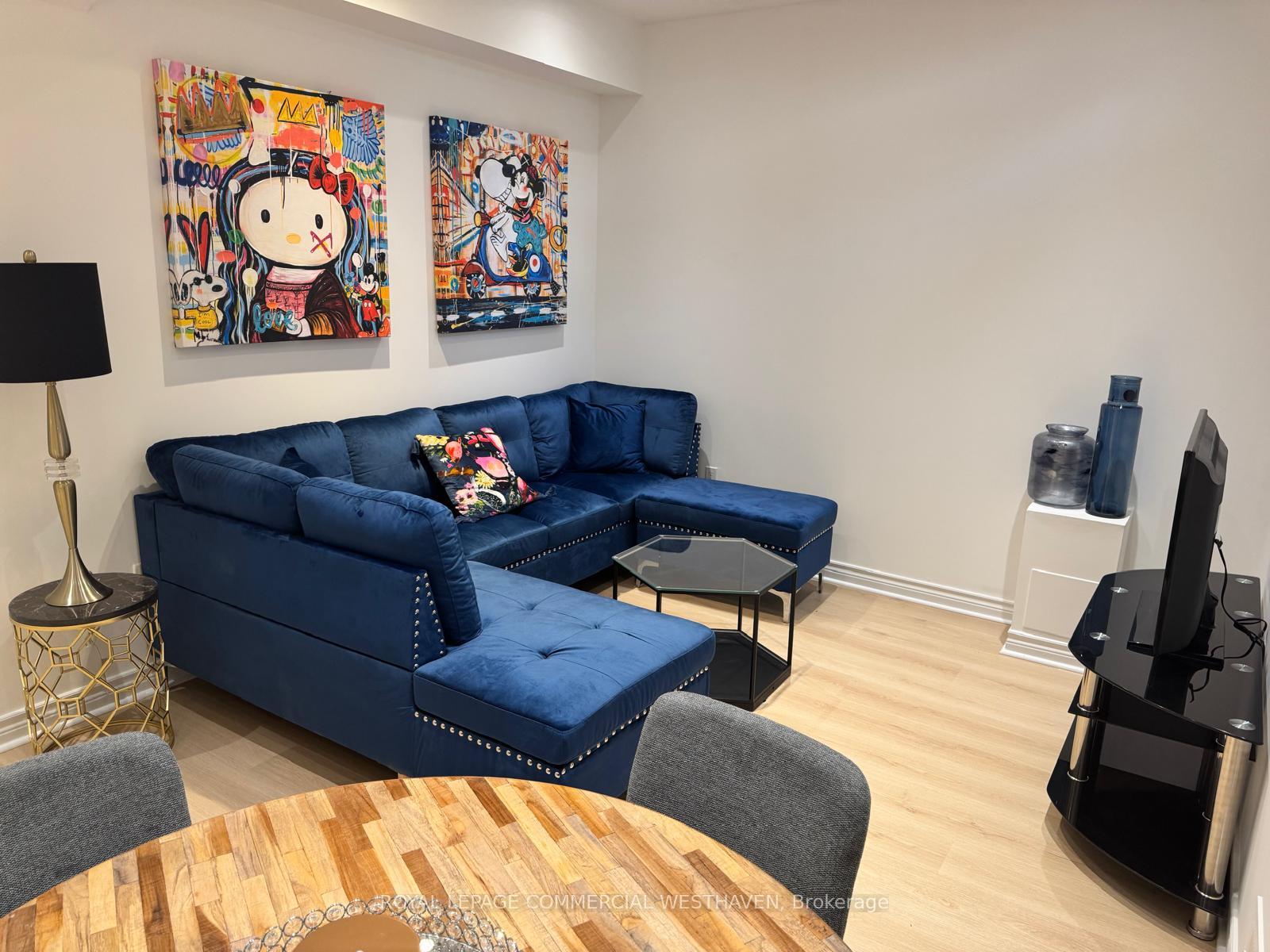 Photo 11 of 15 Quatro Crescent, Brampton, Bram East — HOMEH