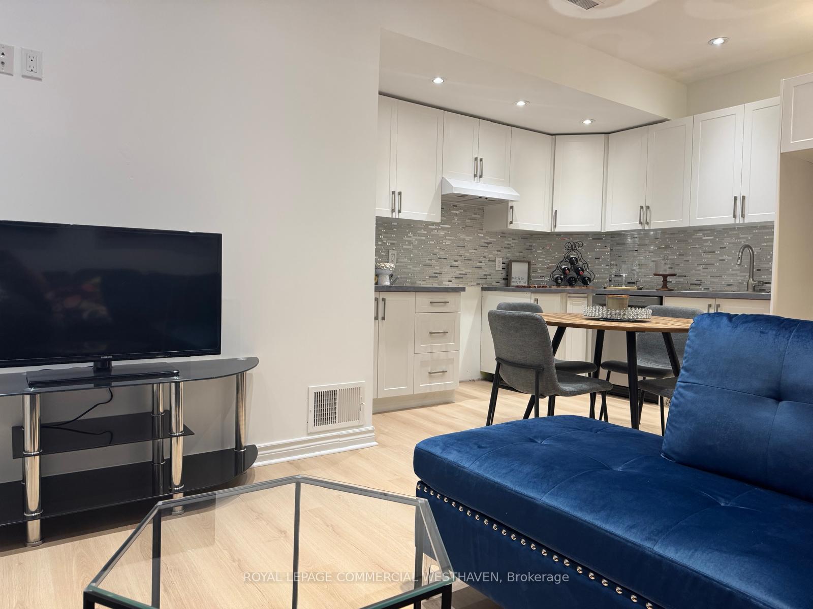 Photo 8 of 15 Quatro Crescent, Brampton, Bram East — HOMEH