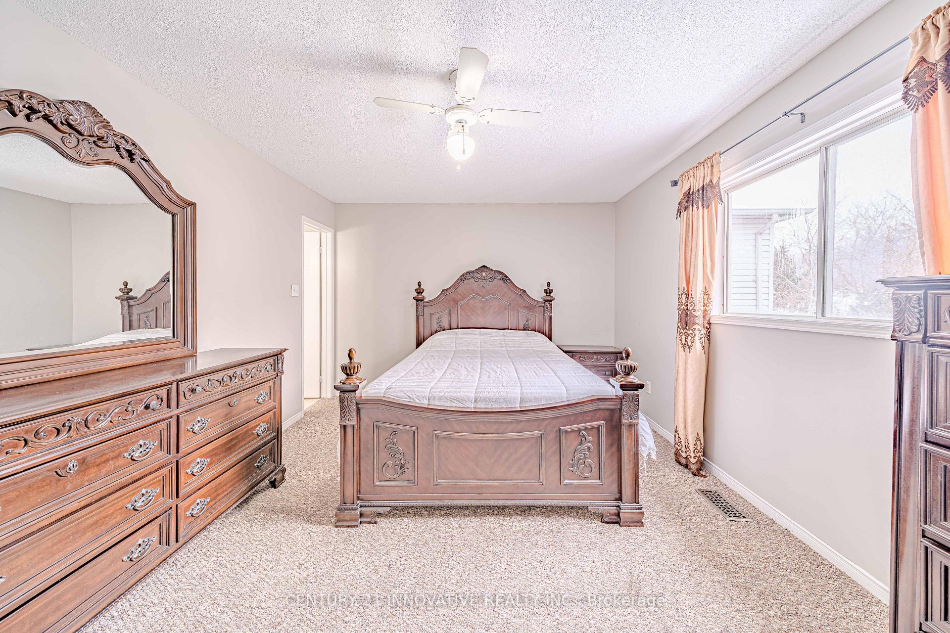 Photo 22 of 83 Cunningham Drive S, Barrie, Ardagh — HOMEH