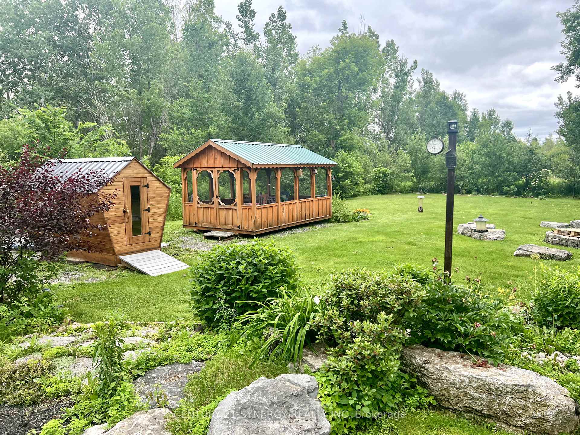 Photo 3 of 5230 Thunder Road, Ottawa, Carlsbad Springs — HOMEH