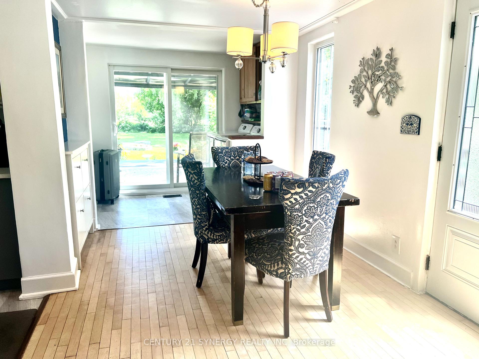 Photo 6 of 5230 Thunder Road, Ottawa, Carlsbad Springs — HOMEH