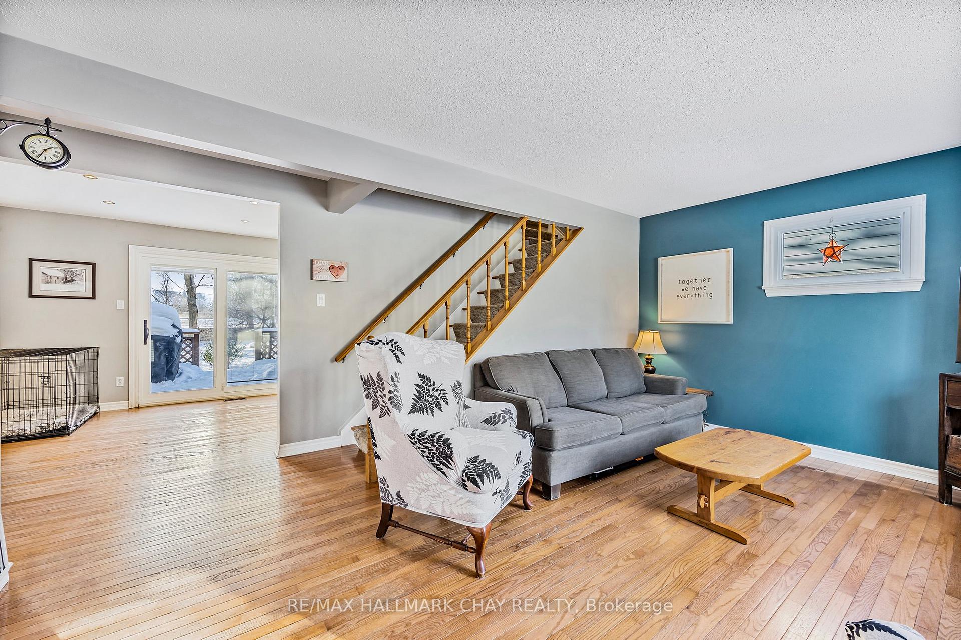 Photo 12 of 25 Campbell Avenue, Barrie, Allandale — HOMEH