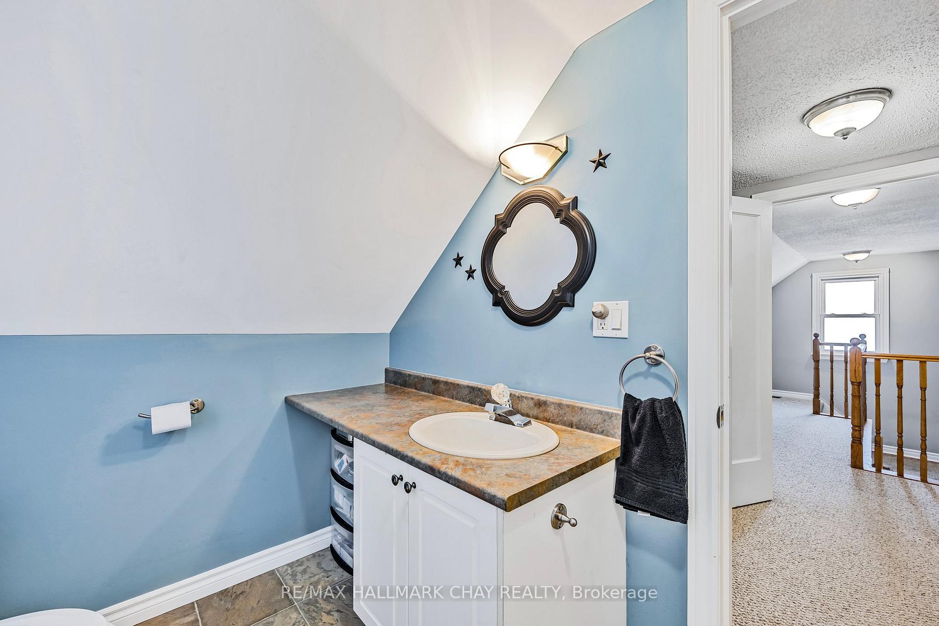 Photo 19 of 25 Campbell Avenue, Barrie, Allandale — HOMEH