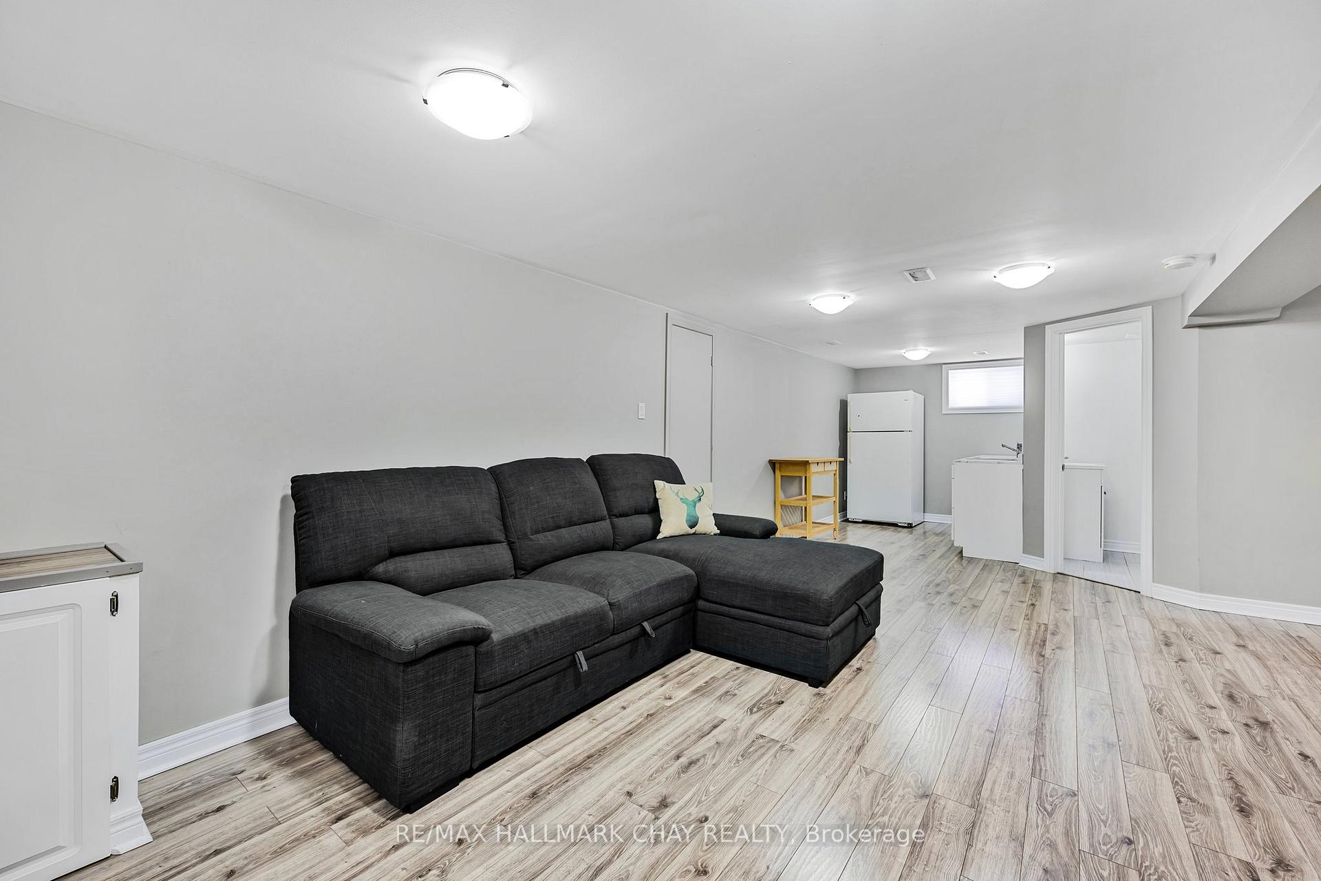 Photo 23 of 25 Campbell Avenue, Barrie, Allandale — HOMEH