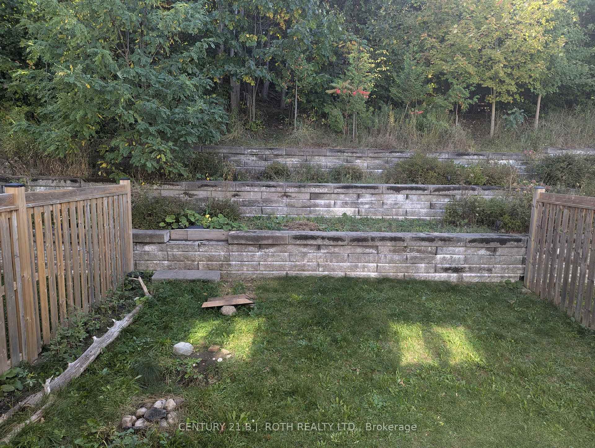 Photo 18 of 99 Frank's Way, Barrie, Allandale — HOMEH