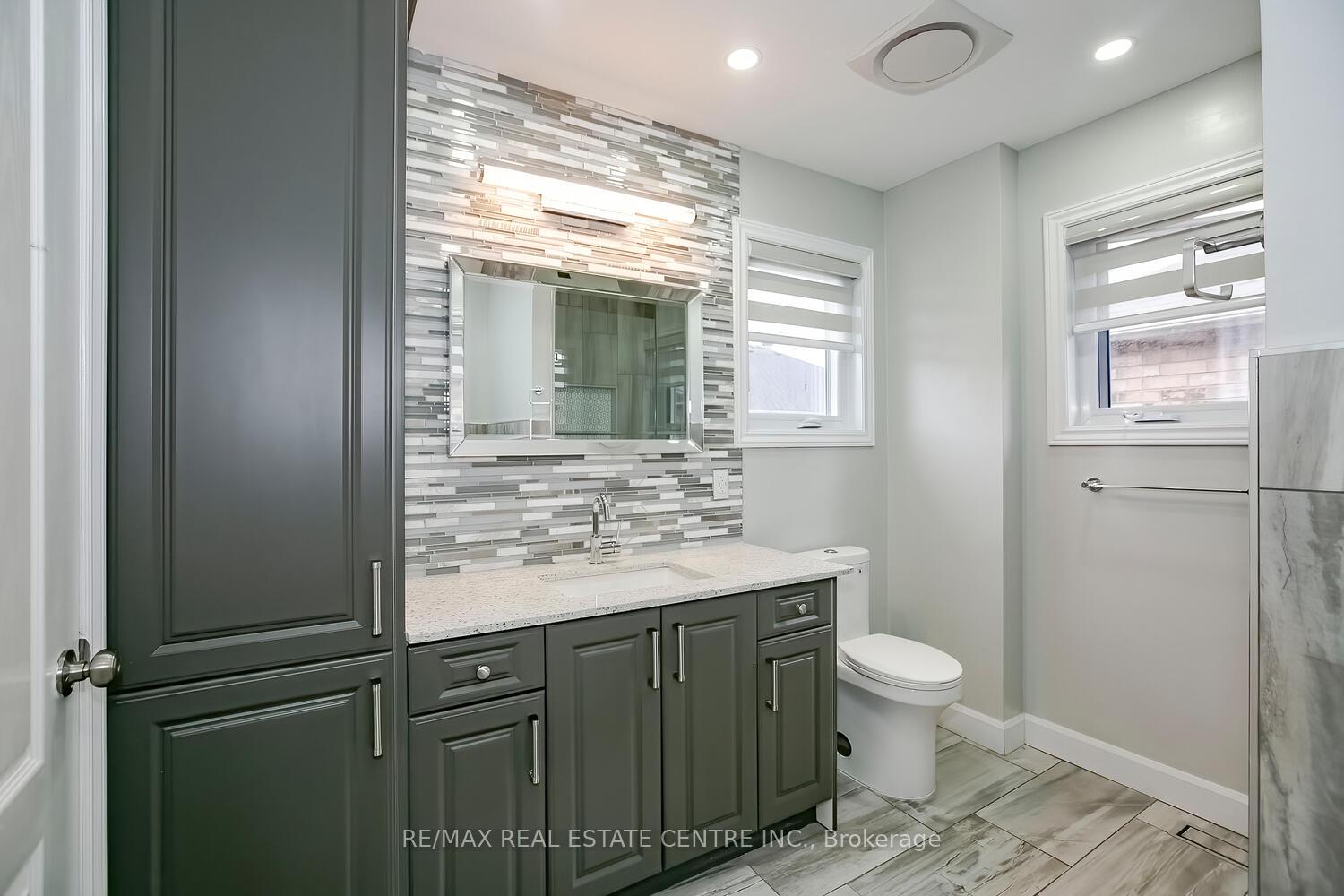 Photo 15 of 4 Mccrimmon Drive, Brampton, Fletcher's Meadow — HOMEH