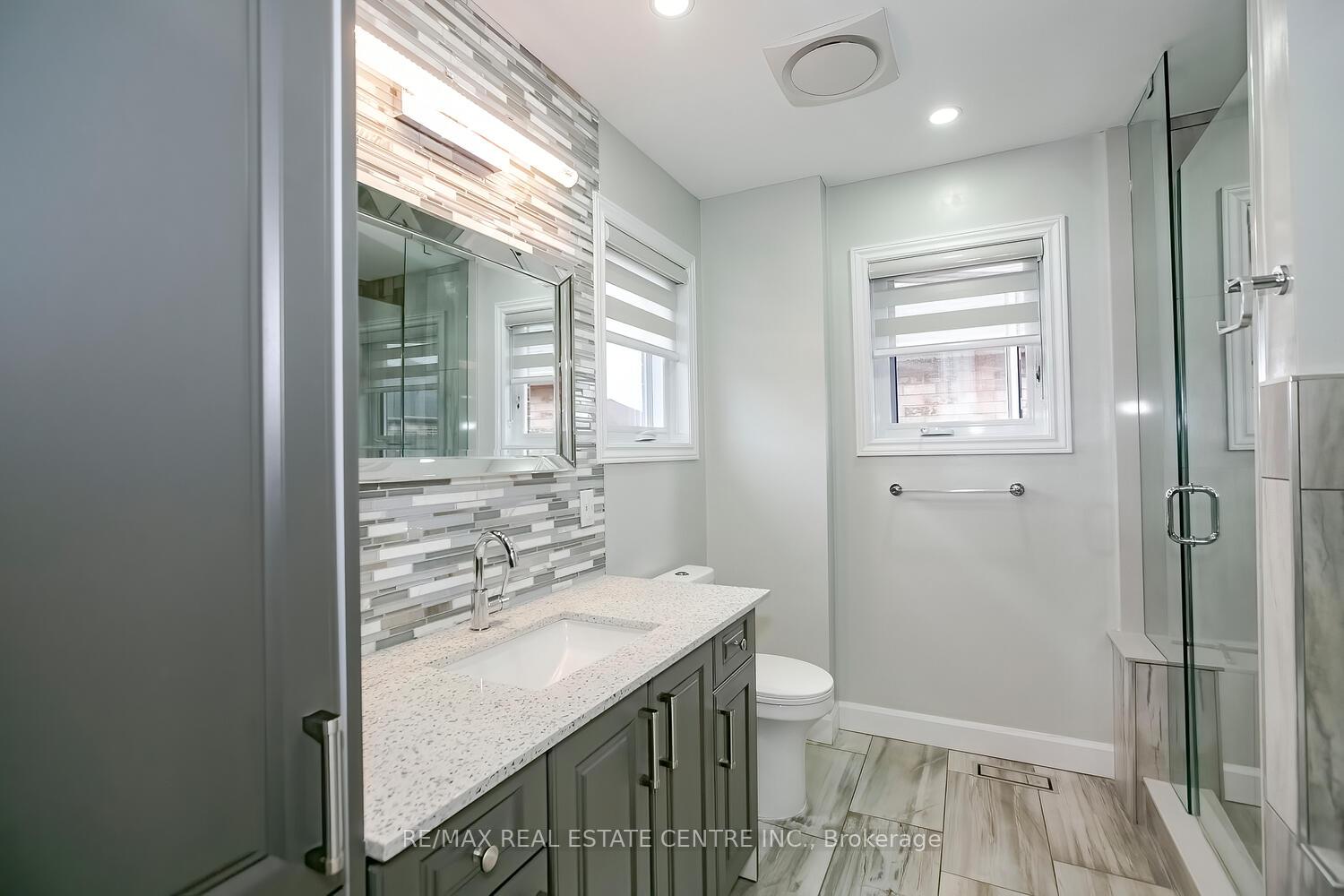 Photo 18 of 4 Mccrimmon Drive, Brampton, Fletcher's Meadow — HOMEH