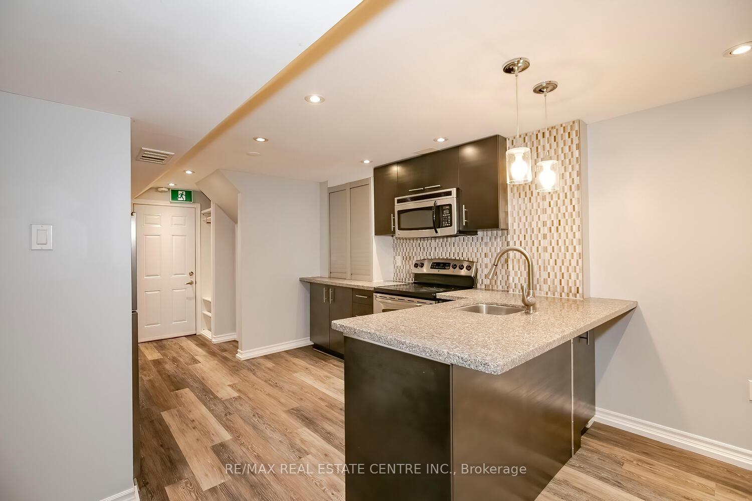 Photo 28 of 4 Mccrimmon Drive, Brampton, Fletcher's Meadow — HOMEH