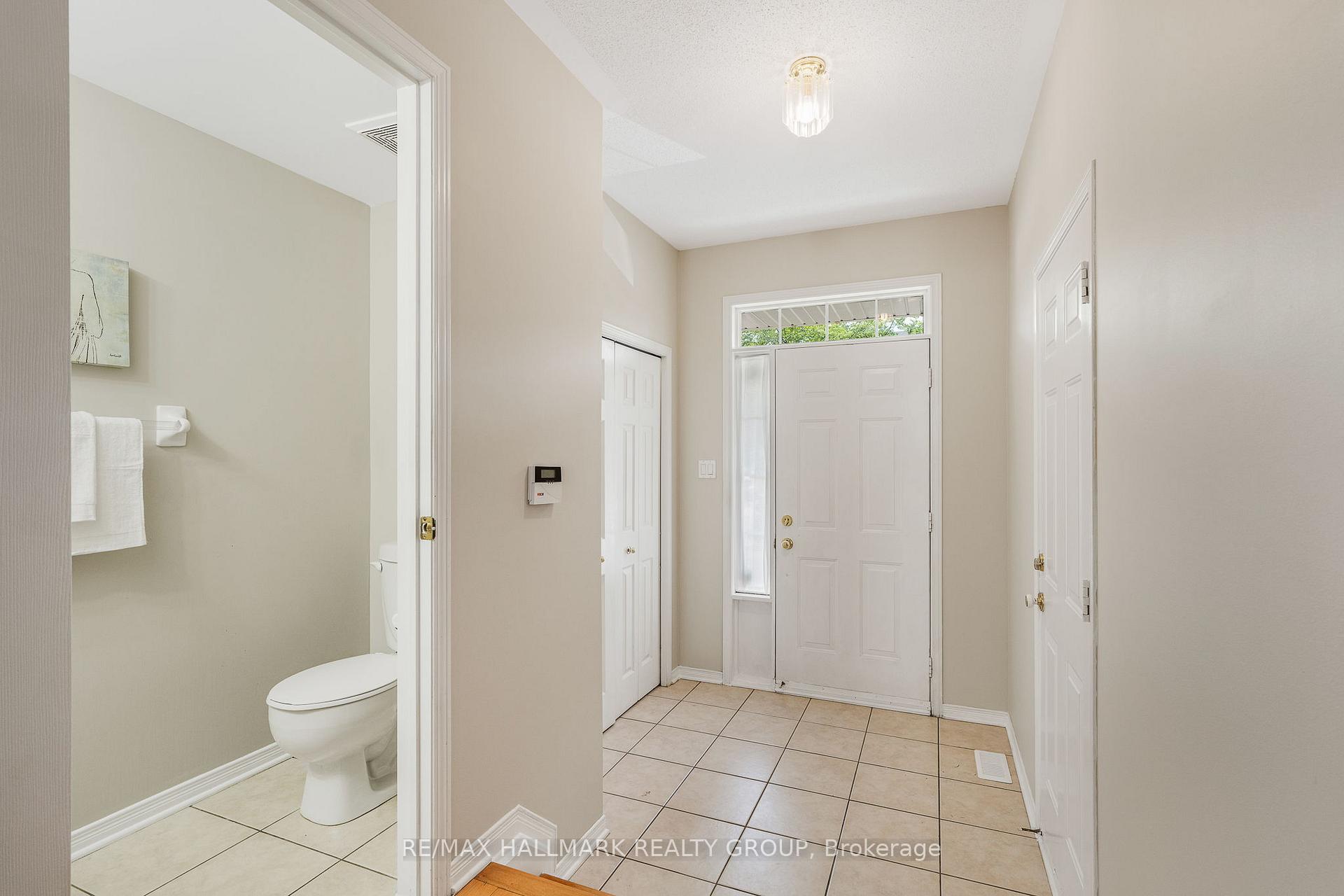 Photo 2 of 112 Deercroft Avenue, Ottawa, Barrhaven - Longfields — HOMEH