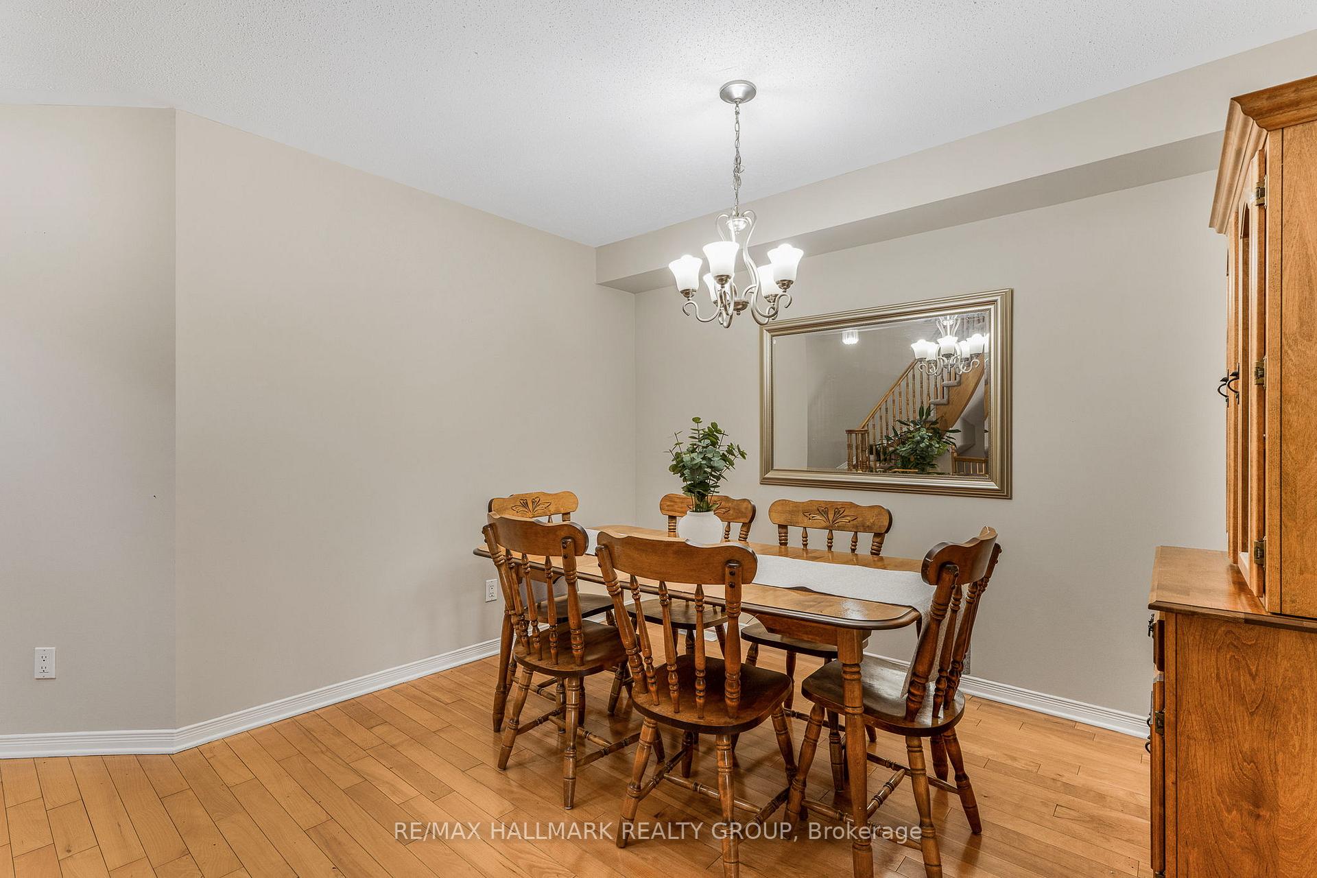 Photo 8 of 112 Deercroft Avenue, Ottawa, Barrhaven - Longfields — HOMEH