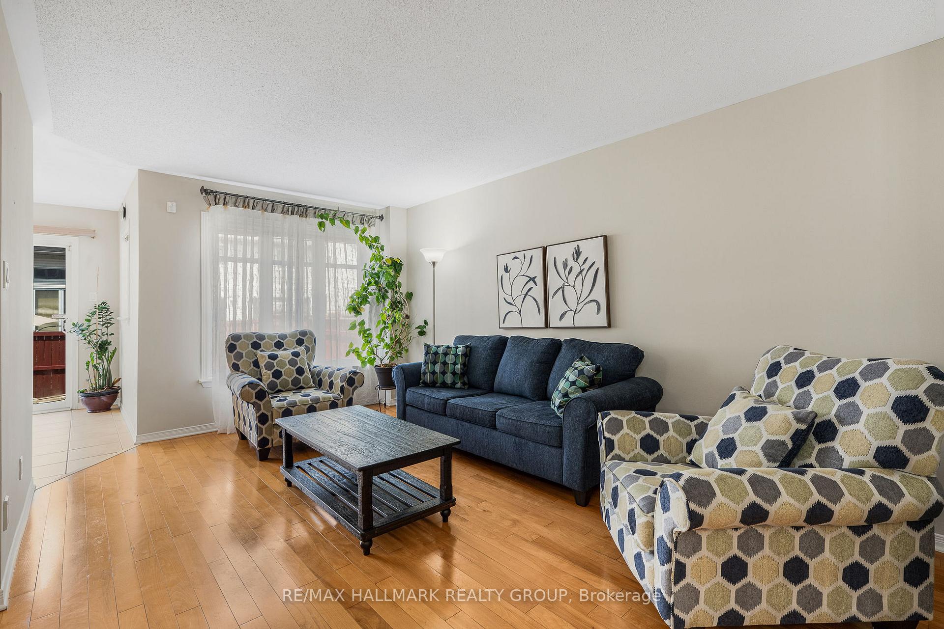 Photo 11 of 112 Deercroft Avenue, Ottawa, Barrhaven - Longfields — HOMEH