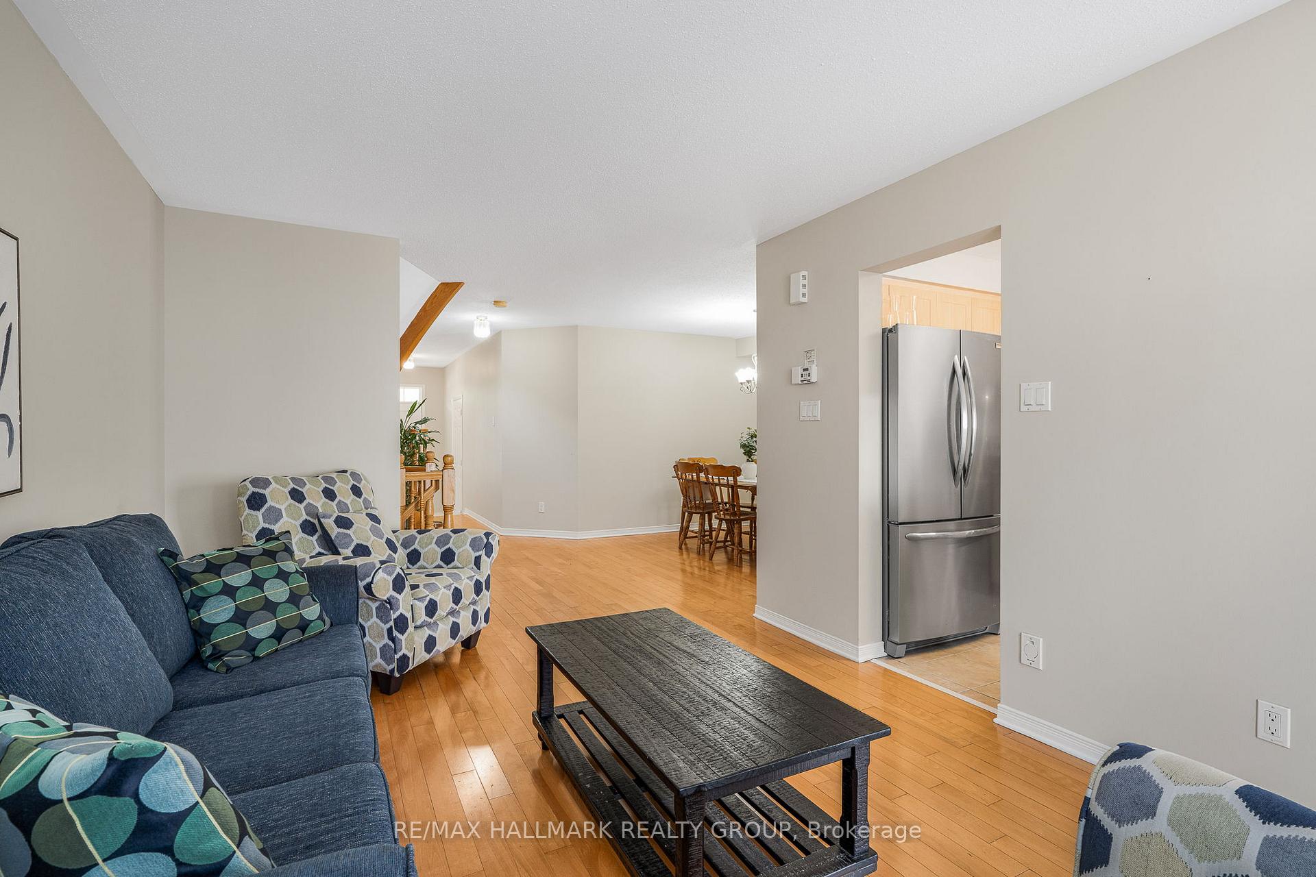 Photo 12 of 112 Deercroft Avenue, Ottawa, Barrhaven - Longfields — HOMEH