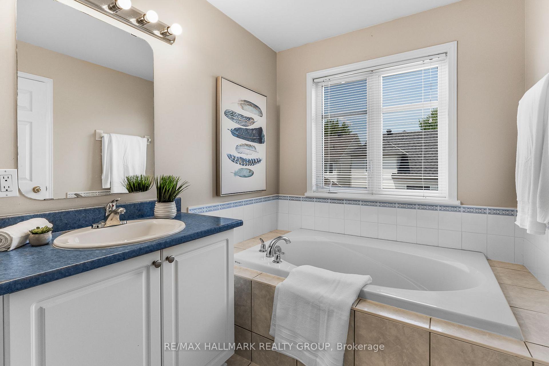 Photo 24 of 112 Deercroft Avenue, Ottawa, Barrhaven - Longfields — HOMEH