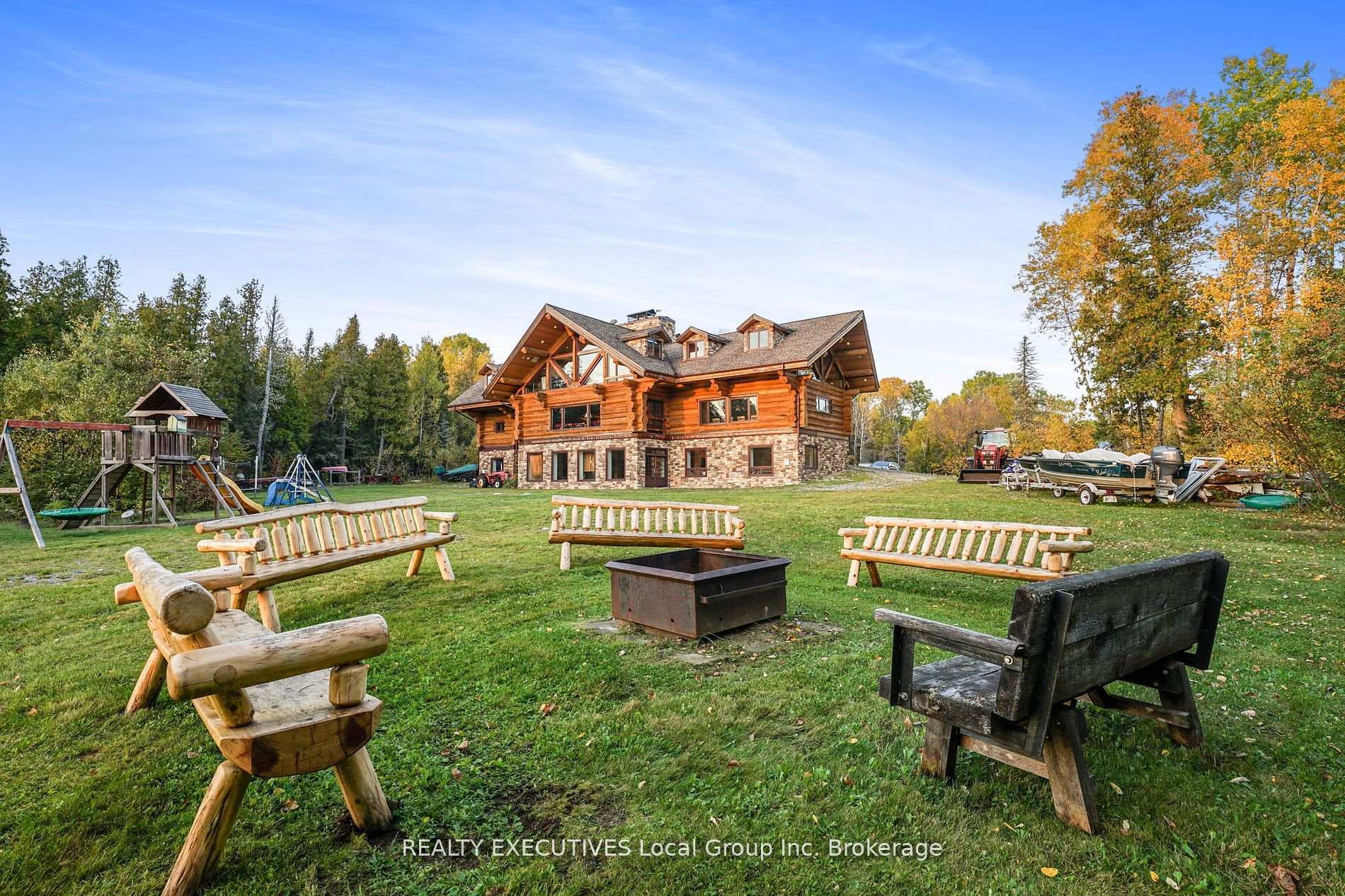Photo 3 of 240 Kanichee Mine Road, Temagami — HOMEH