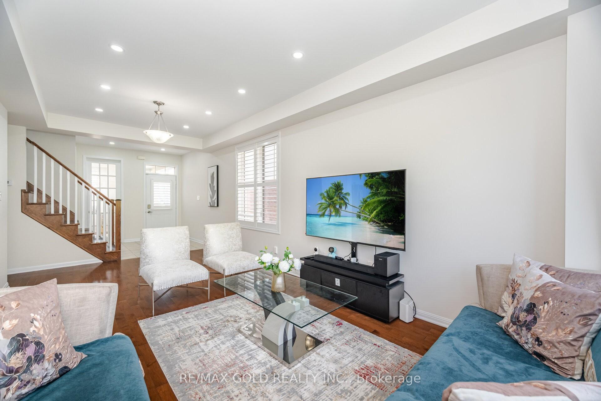 Photo 23 of 72 Aylesbury Drive, Brampton, Northwest Brampton — HOMEH