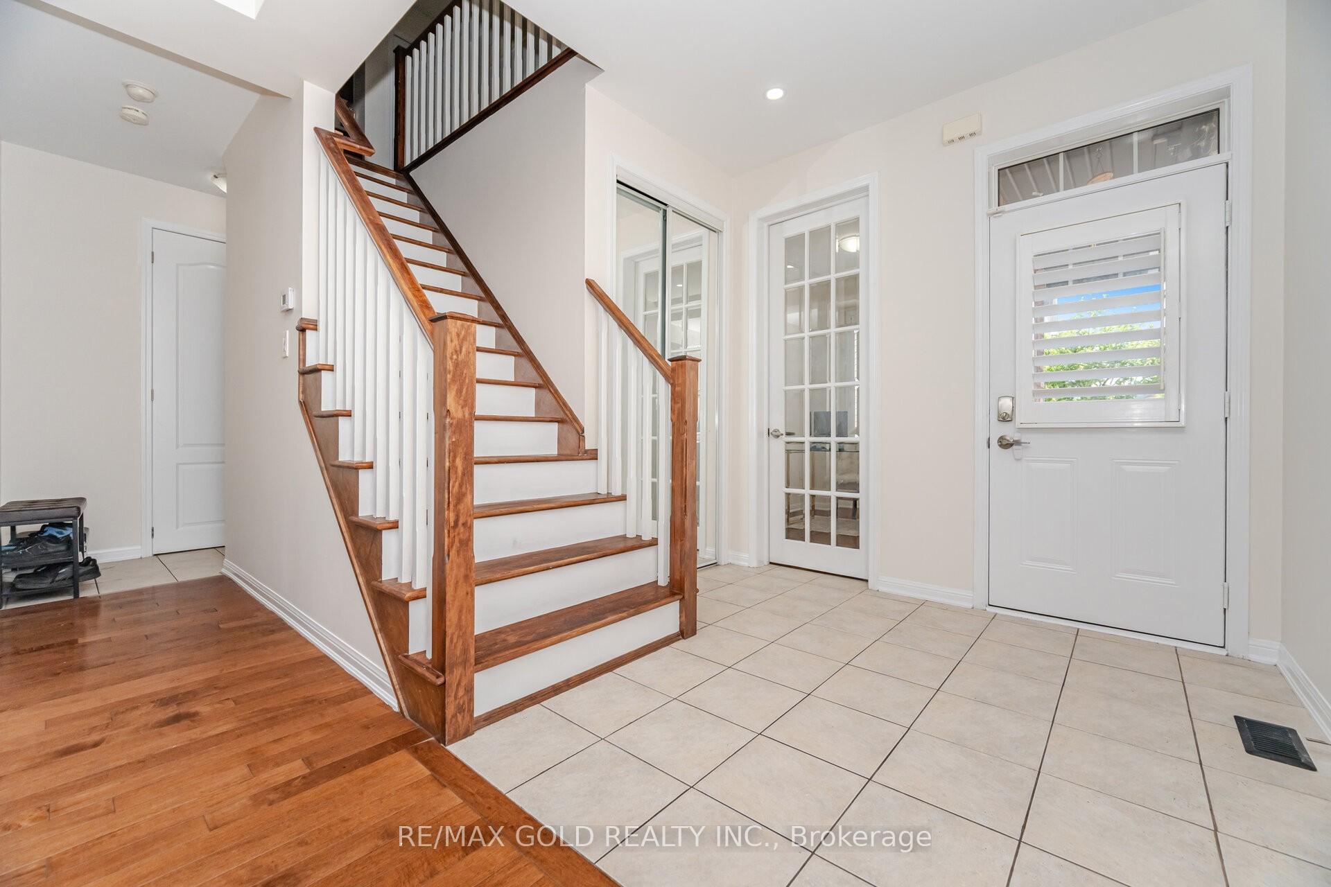Photo 22 of 72 Aylesbury Drive, Brampton, Northwest Brampton — HOMEH
