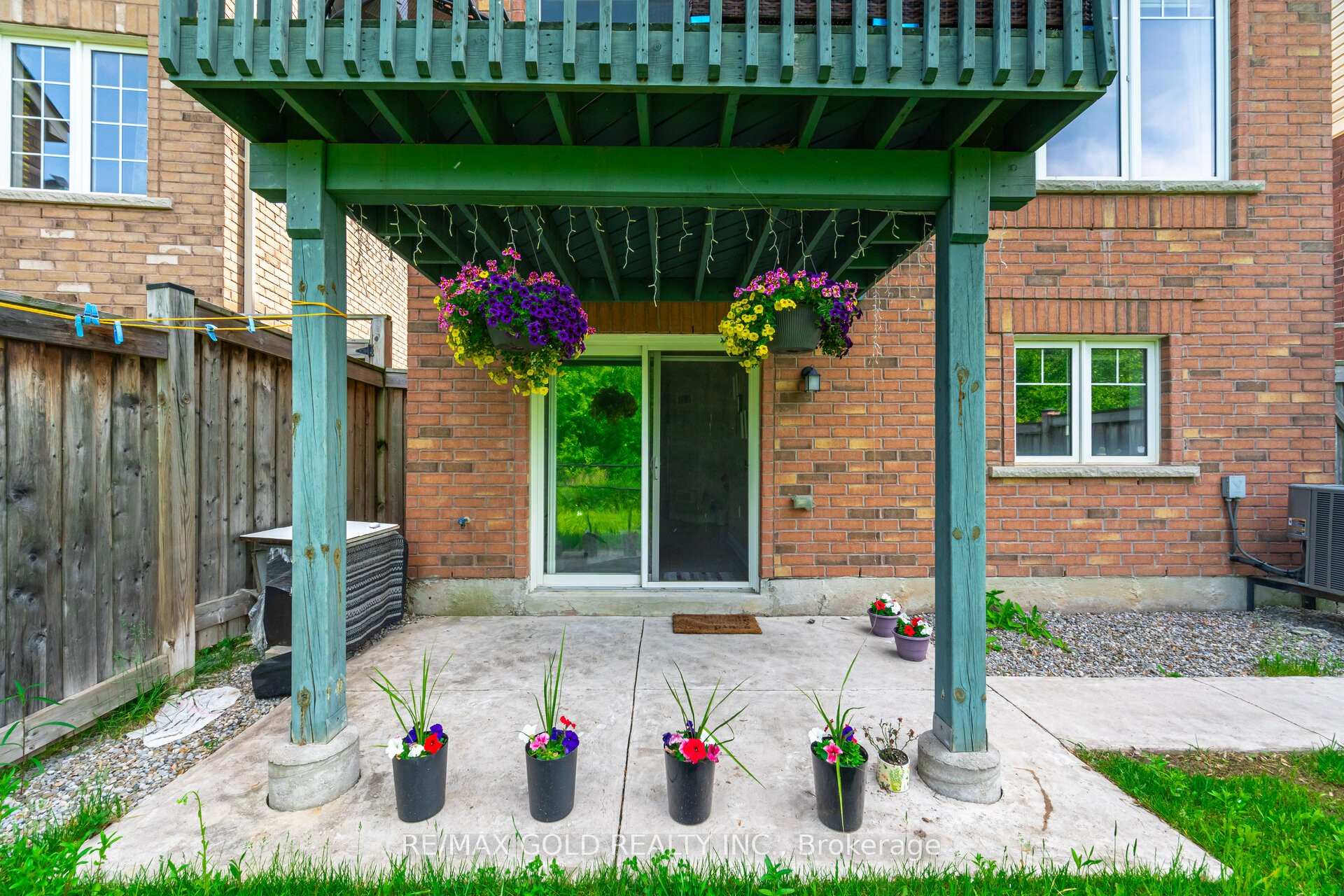 Photo 14 of 72 Aylesbury Drive, Brampton, Northwest Brampton — HOMEH