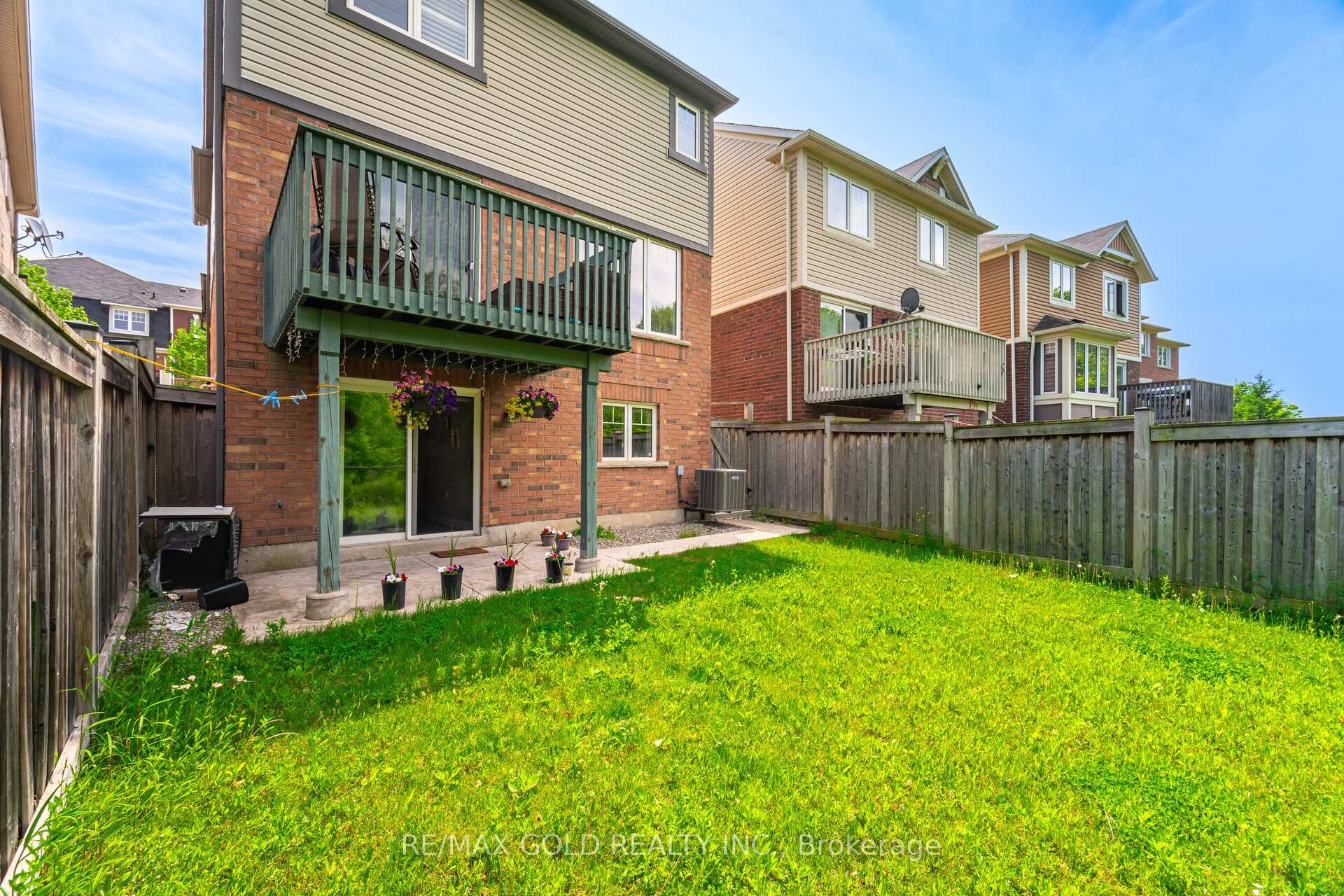 Photo 10 of 72 Aylesbury Drive, Brampton, Northwest Brampton — HOMEH