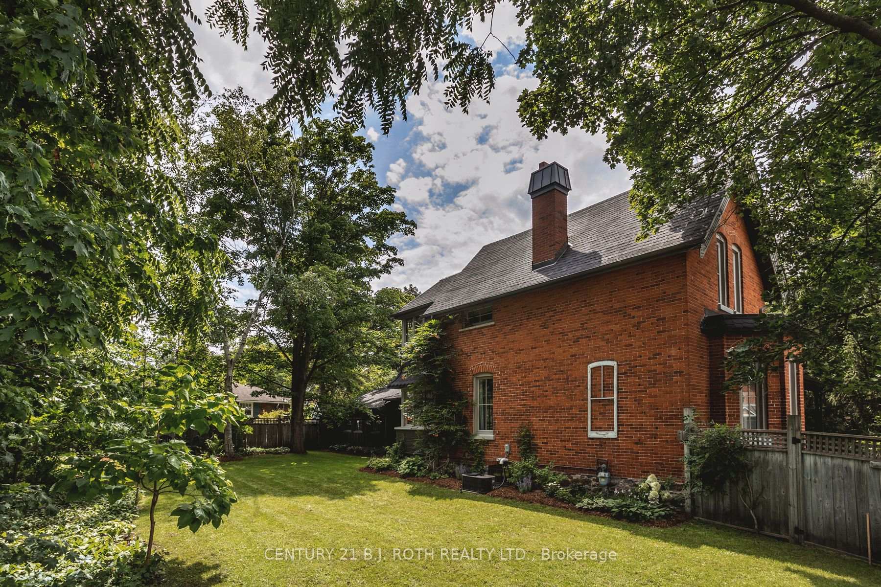 Photo 7 of 42 Burton Avenue, Barrie, Allandale — HOMEH