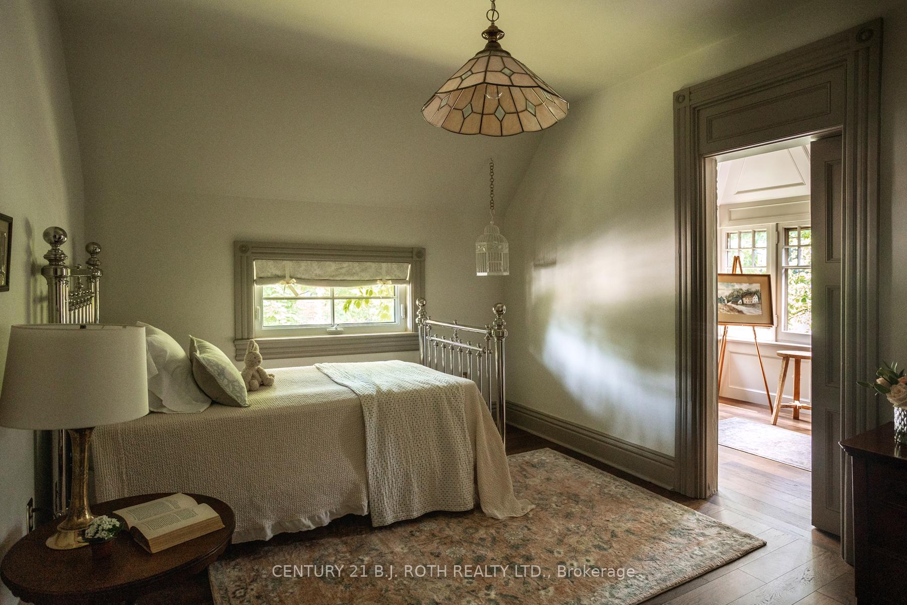 Photo 31 of 42 Burton Avenue, Barrie, Allandale — HOMEH