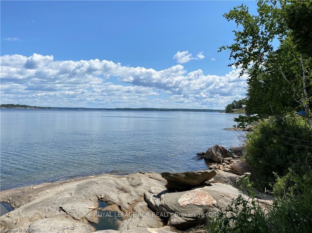 Photo 3 of 7 Mowat, The Archipelago, Archipelago North — HOMEH