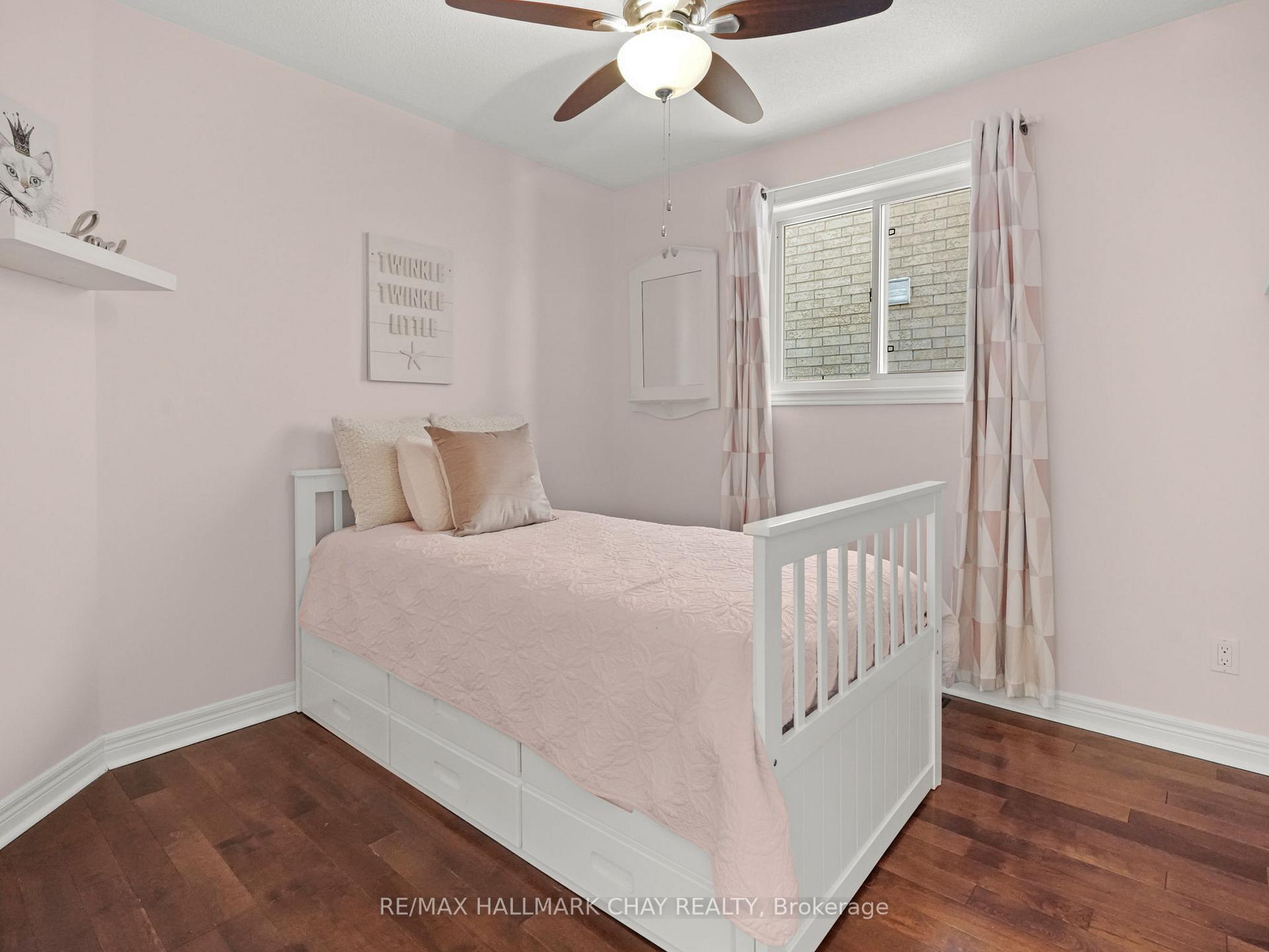 Photo 23 of 229 Wessenger Drive, Barrie, Holly — HOMEH
