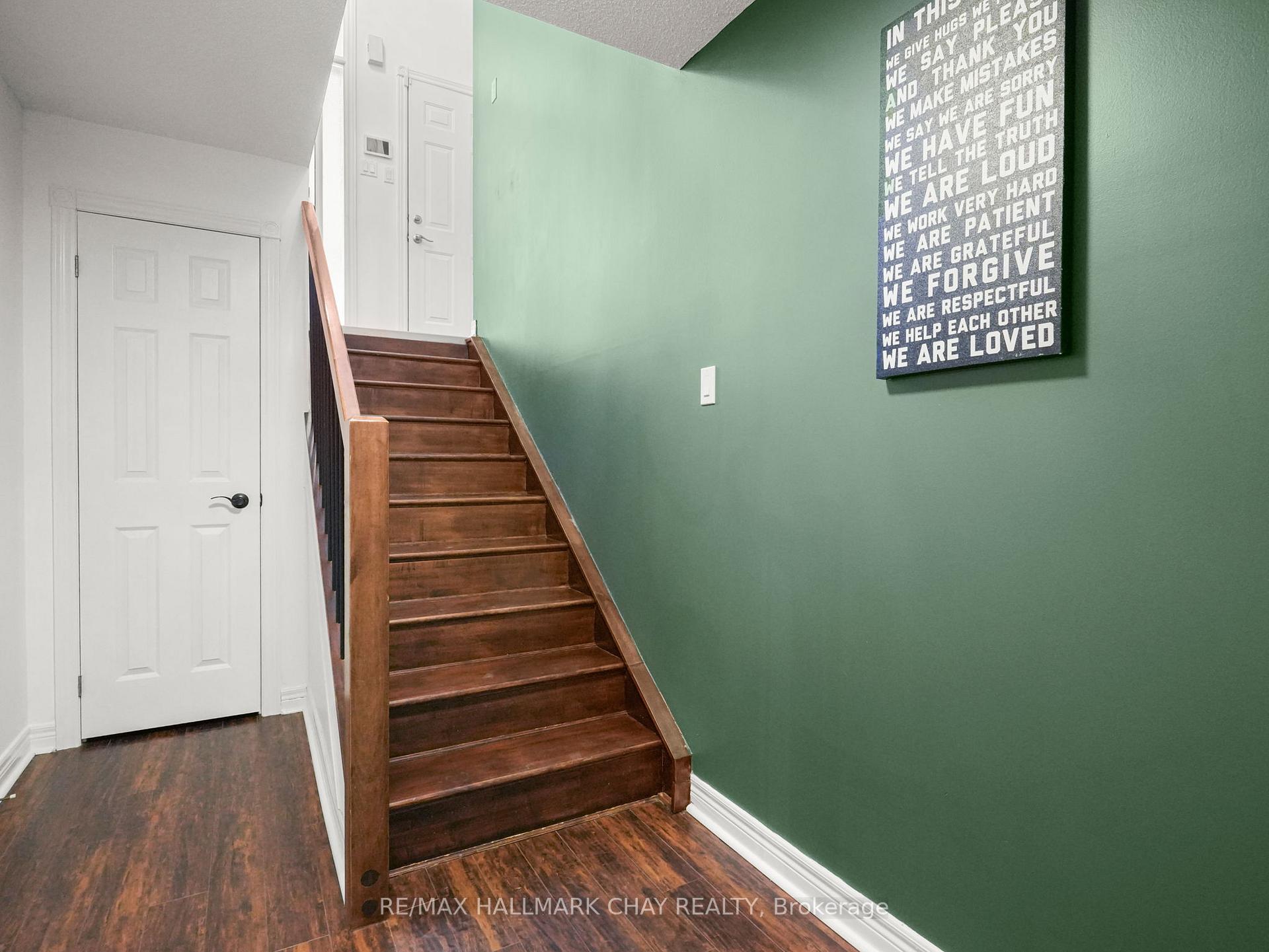 Photo 27 of 229 Wessenger Drive, Barrie, Holly — HOMEH