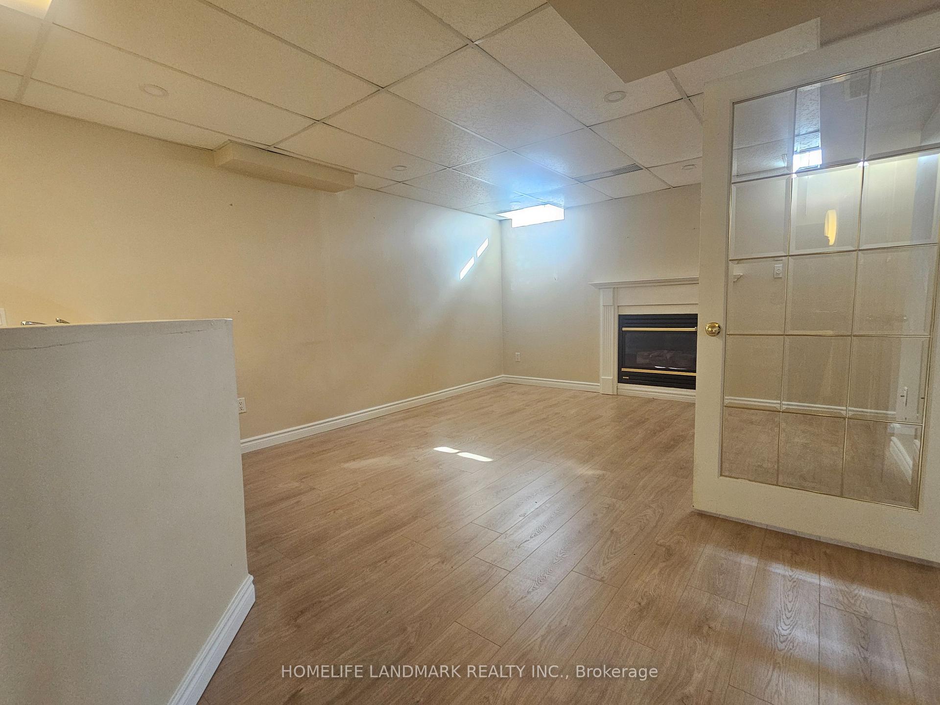 Photo 8 of Unit Bsmt, 512 Stone Road, Aurora, Aurora Grove — HOMEH