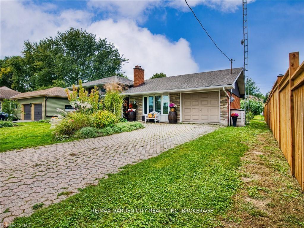 Photo 4 of 1729 Third St Louth, St. Catharines, Rural Fourth — HOMEH
