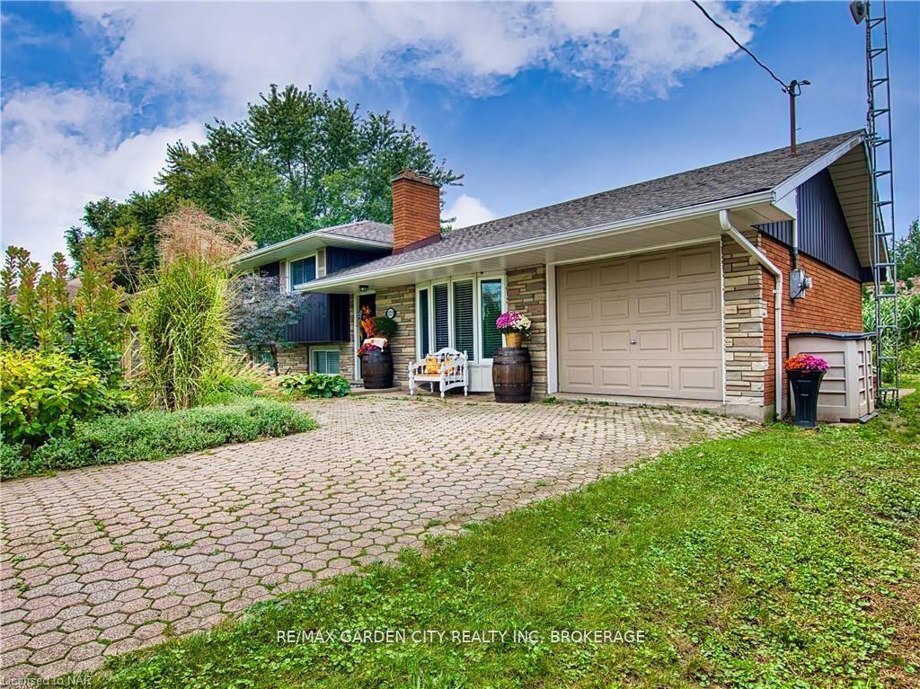 Photo 5 of 1729 Third St Louth, St. Catharines, Rural Fourth — HOMEH