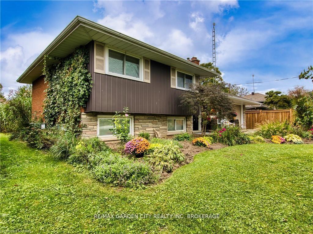 Photo 8 of 1729 Third St Louth, St. Catharines, Rural Fourth — HOMEH