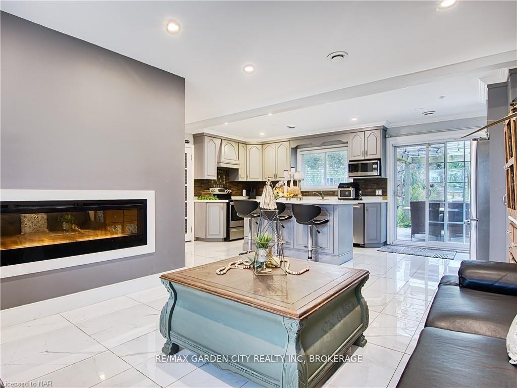 Photo 19 of 1729 Third St Louth, St. Catharines, Rural Fourth — HOMEH