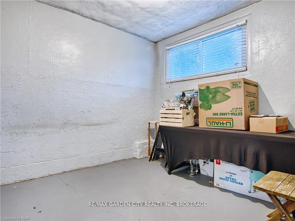 Photo 31 of 1729 Third St Louth, St. Catharines, Rural Fourth — HOMEH