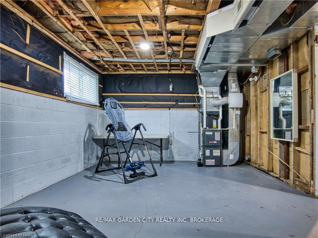 Photo 34 of 1729 Third St Louth, St. Catharines, Rural Fourth — HOMEH