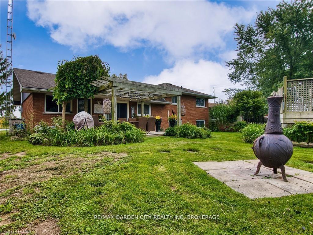 Photo 39 of 1729 Third St Louth, St. Catharines, Rural Fourth — HOMEH