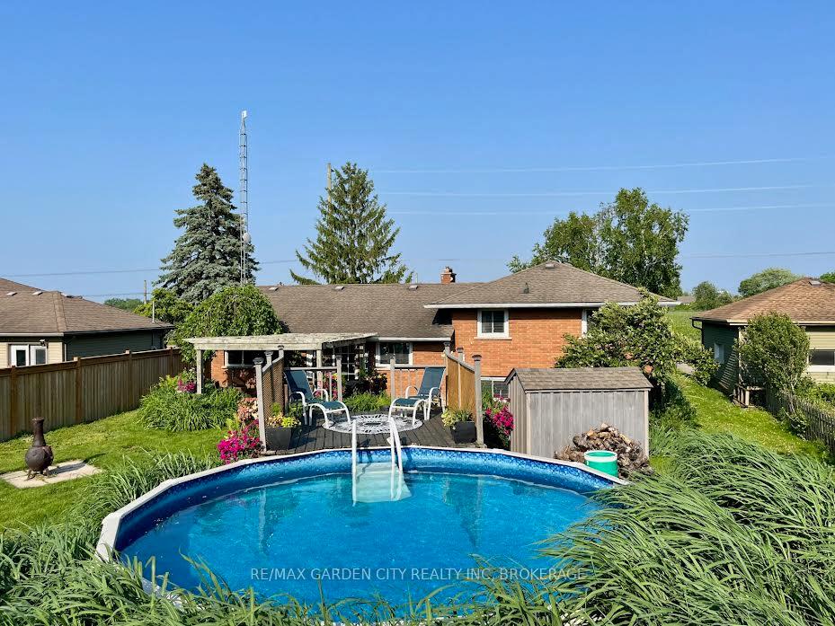 Photo 42 of 1729 Third St Louth, St. Catharines, Rural Fourth — HOMEH