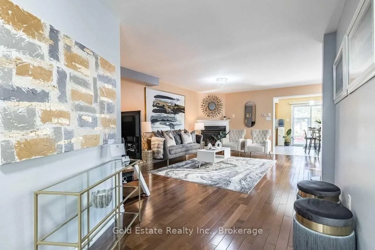 Photo 4 of 45 Rotunda Street, Brampton, Fletcher's Creek South — HOMEH