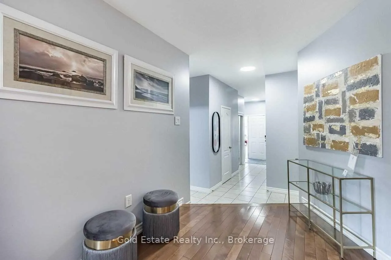 Photo 5 of 45 Rotunda Street, Brampton, Fletcher's Creek South — HOMEH