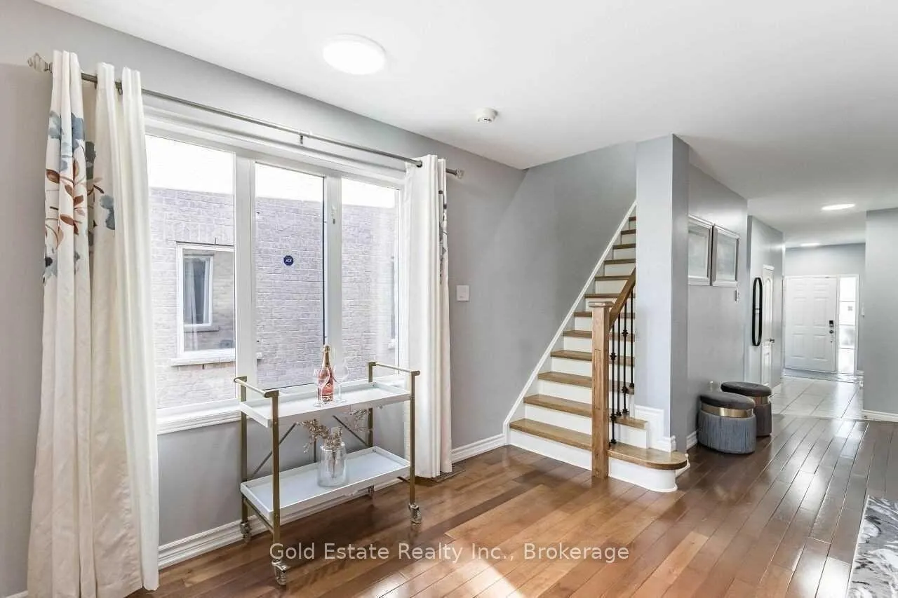 Photo 11 of 45 Rotunda Street, Brampton, Fletcher's Creek South — HOMEH