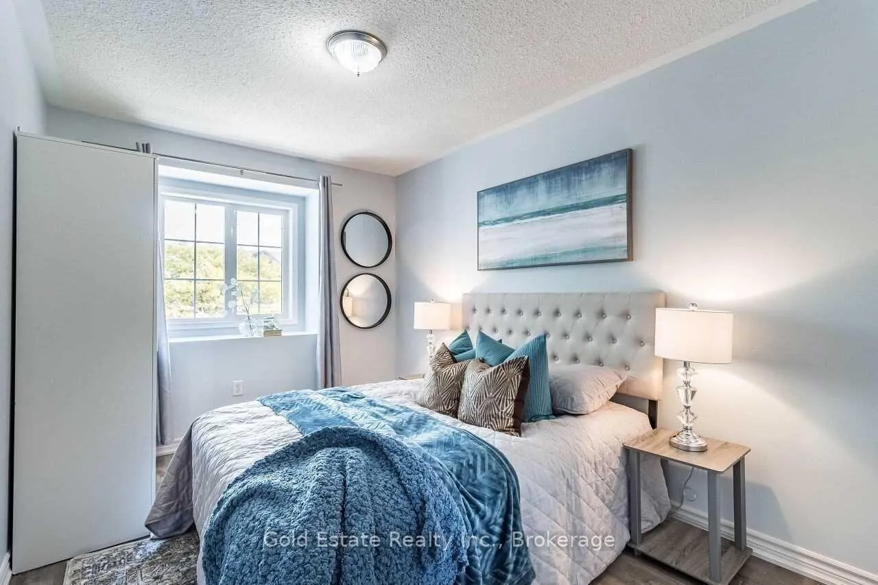 Photo 19 of 45 Rotunda Street, Brampton, Fletcher's Creek South — HOMEH