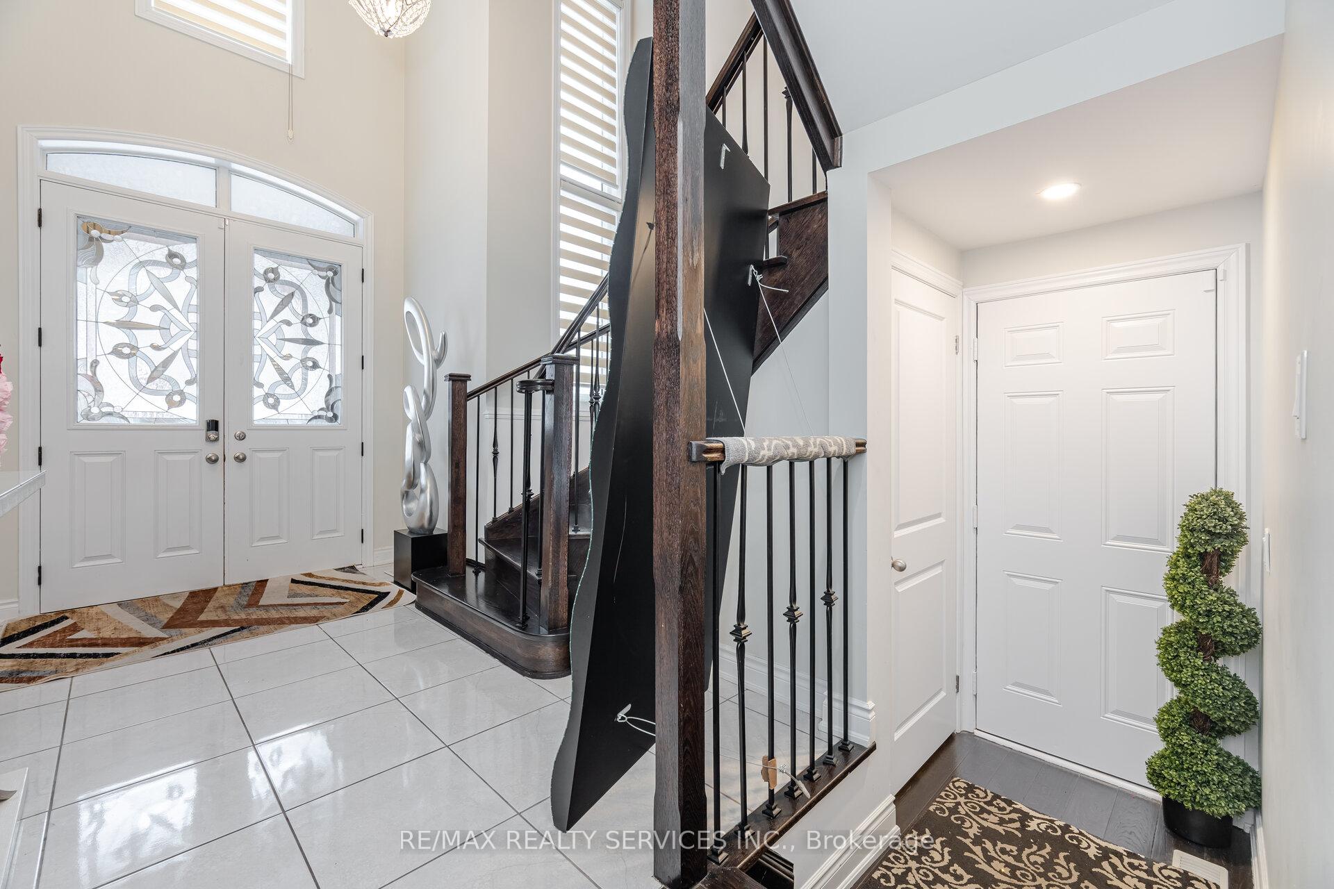 Photo 46 of 24 Padbury Trail, Brampton, Northwest Brampton — HOMEH