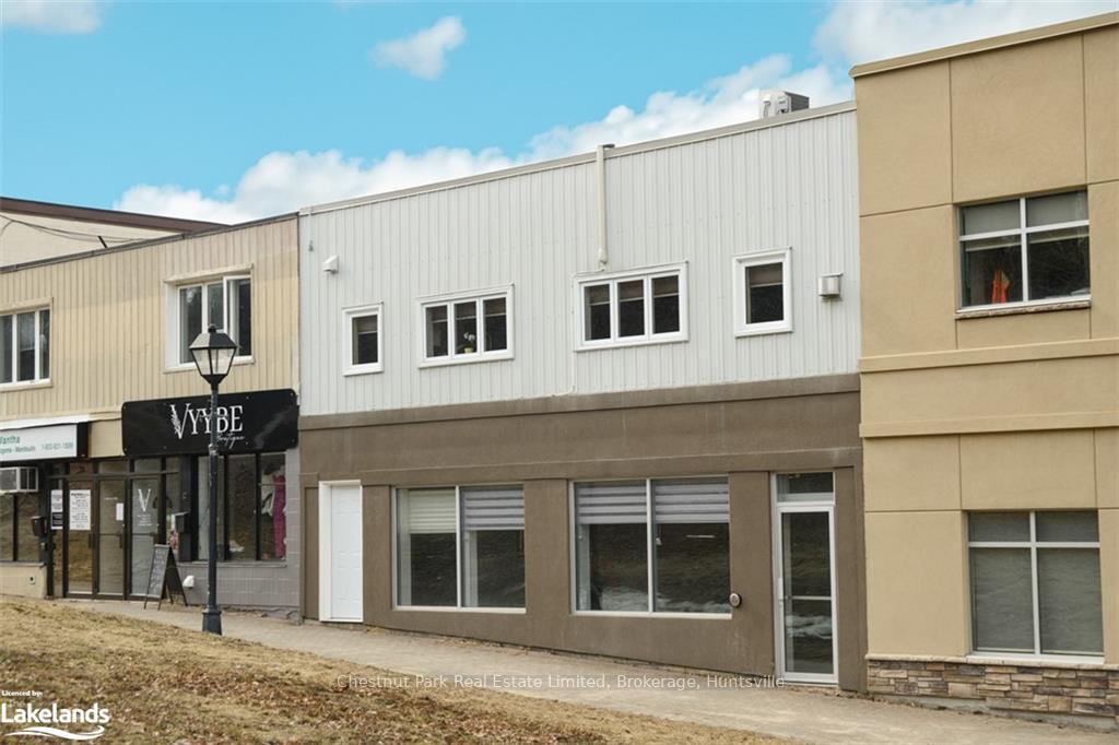 Photo 1 of 8 George Walk, Elliot Lake — HOMEH
