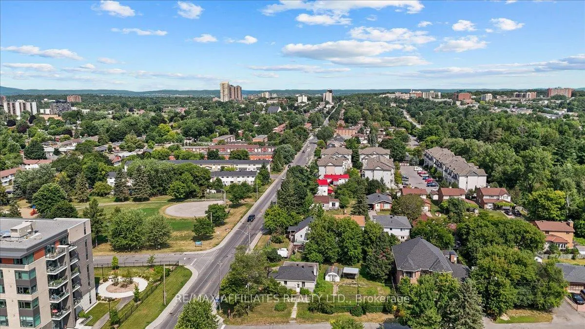 Photo 4 of 1133 Snow Street, Ottawa, Cyrville — HOMEH