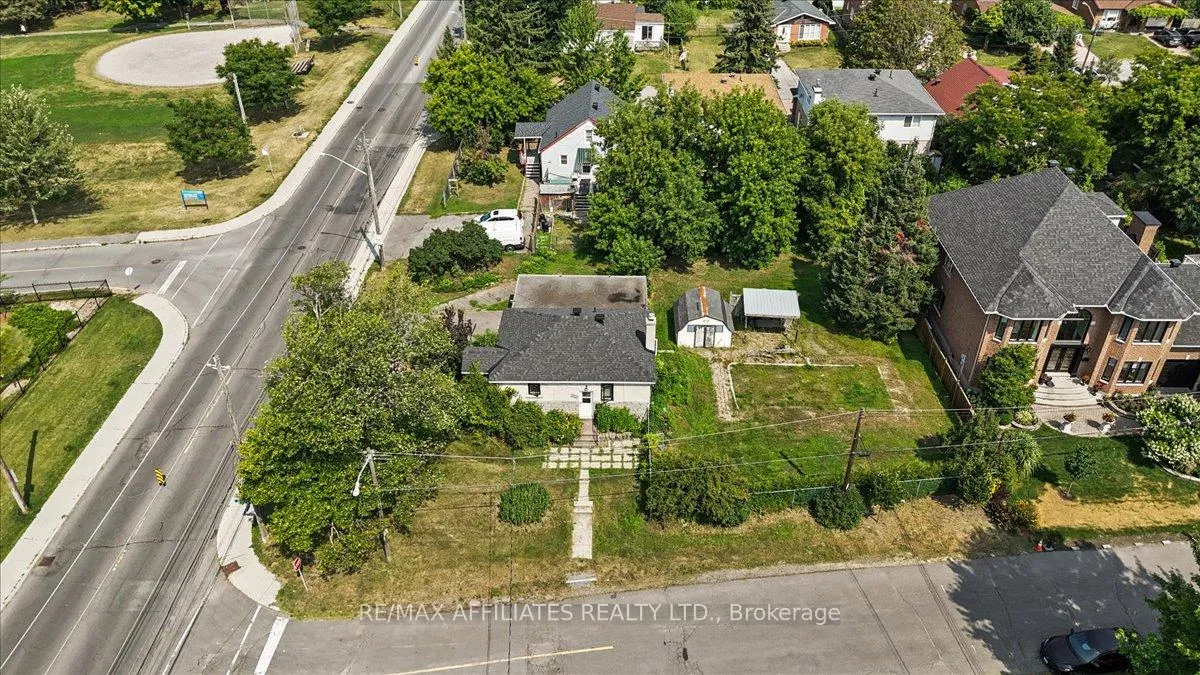 Photo 16 of 1133 Snow Street, Ottawa, Cyrville — HOMEH
