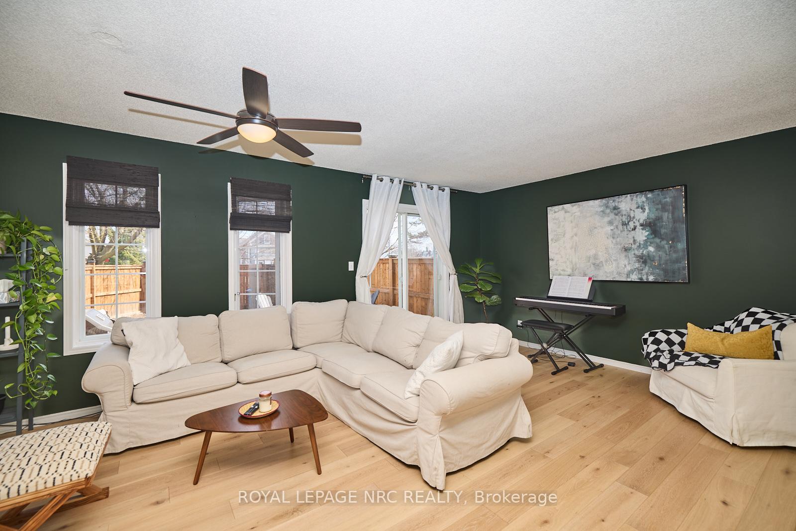 Photo 2 of 133C Martindale Road, St. Catharines, Grapeview — HOMEH