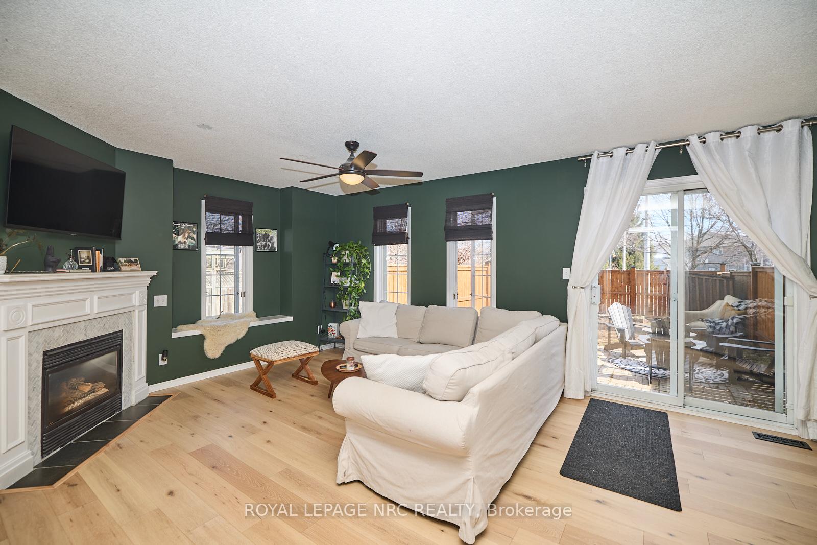 Photo 3 of 133C Martindale Road, St. Catharines, Grapeview — HOMEH