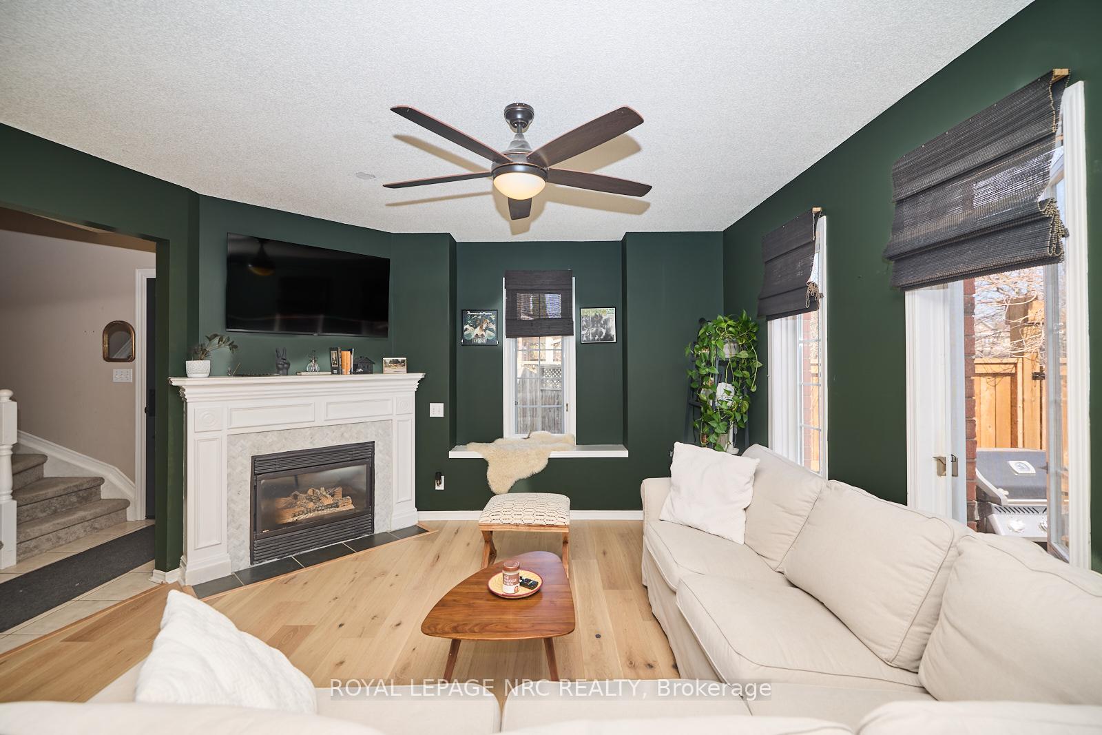 Photo 4 of 133C Martindale Road, St. Catharines, Grapeview — HOMEH