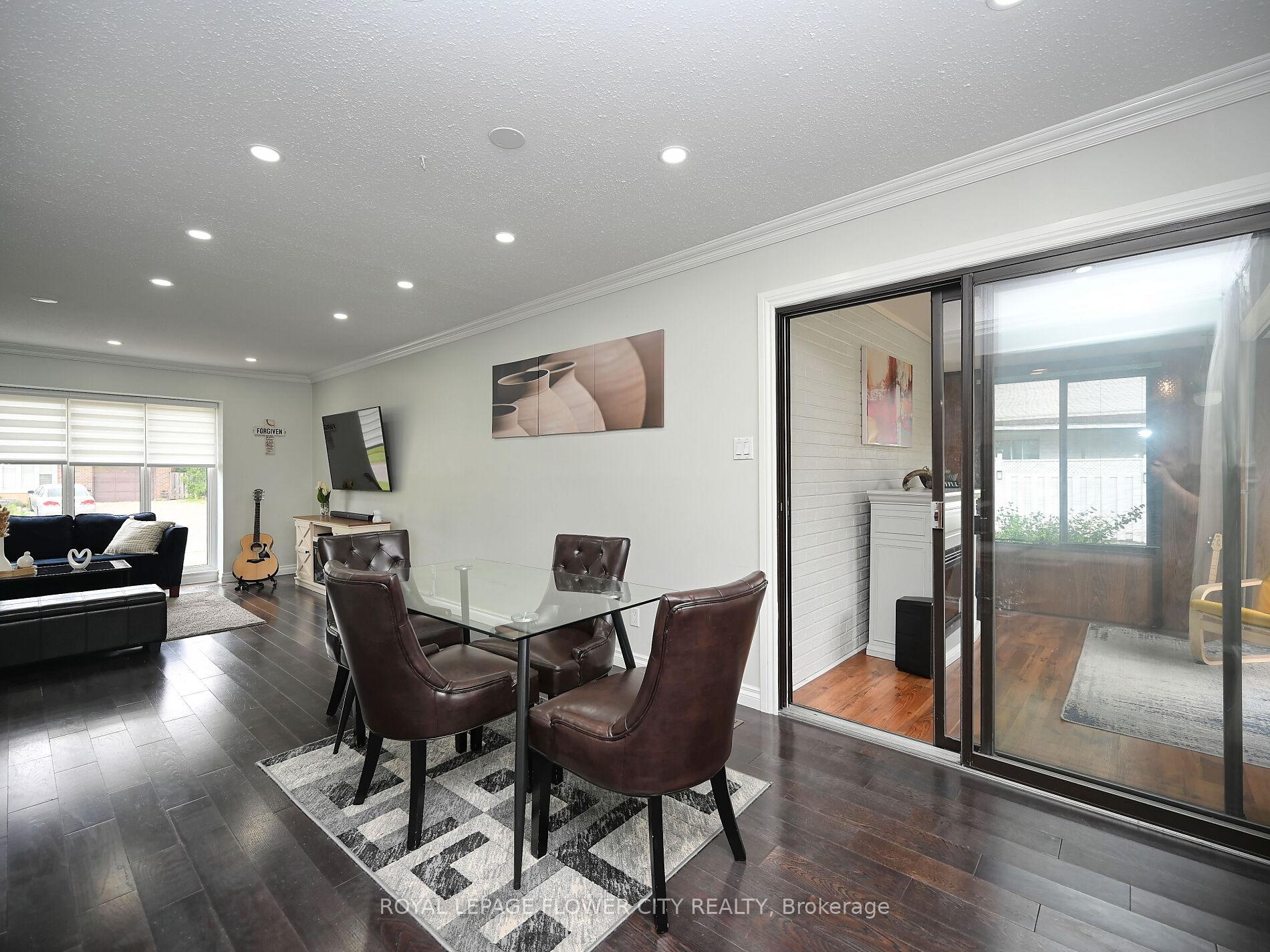 Photo 29 of 2 Aintree Crescent, Brampton, Avondale — HOMEH