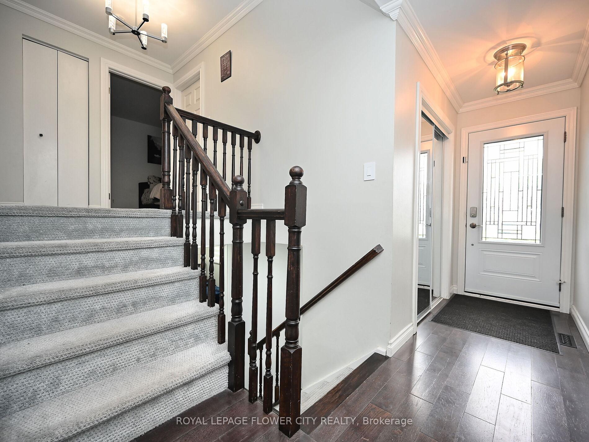 Photo 42 of 2 Aintree Crescent, Brampton, Avondale — HOMEH