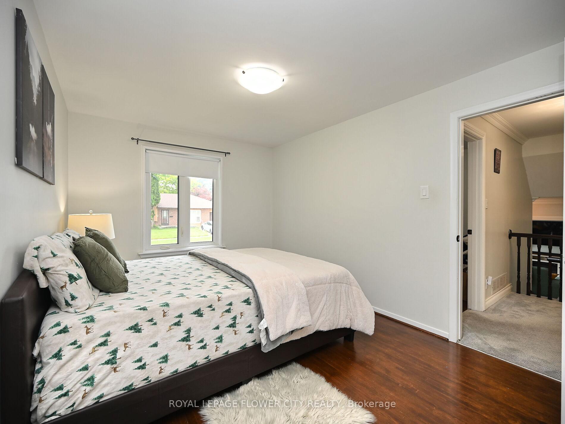 Photo 15 of 2 Aintree Crescent, Brampton, Avondale — HOMEH